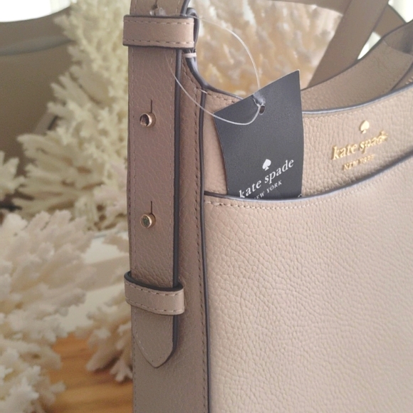 Kate Spade 💥NWT💥 Leather Leila North South Crossbody. NEVER Worn! A+ - Picture 6 of 17